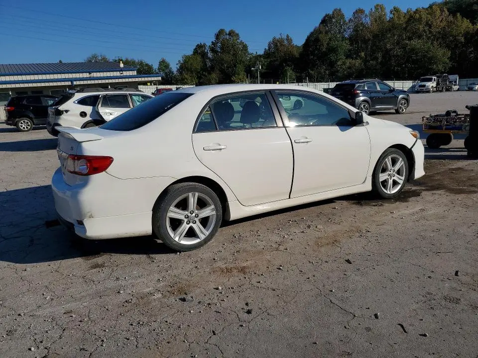 2013 TOYOTA COROLLA S  