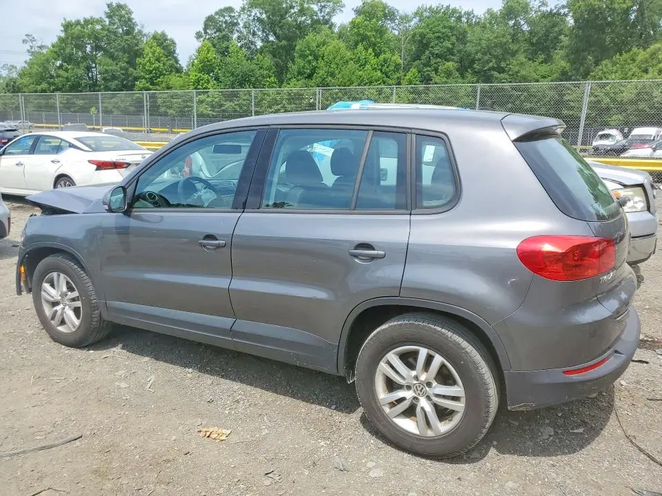 2012 VOLKSWAGEN TIGUAN S  