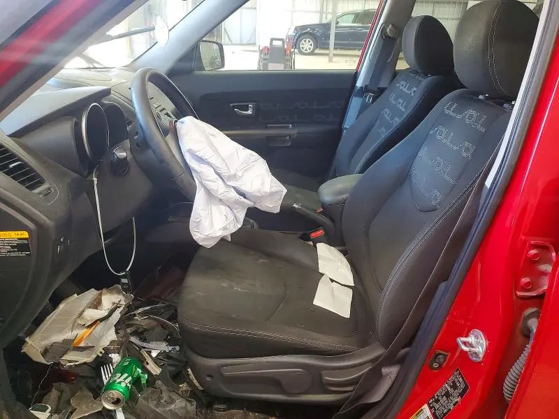 2013 KIA SOUL +  