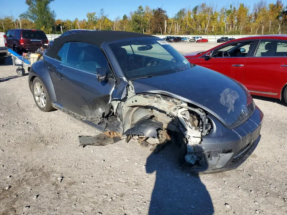 2017 VOLKSWAGEN BEETLE S/SE  