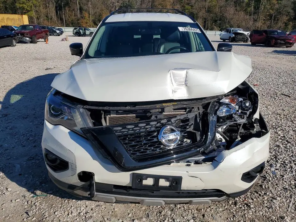 2019 NISSAN PATHFINDER SL  