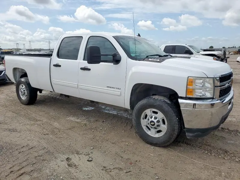 2013 CHEVROLET SILVERADO C2500 HEAVY DUTY LT  