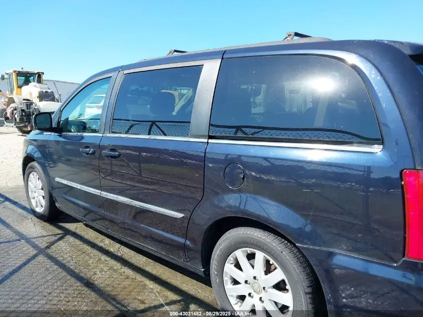 2011 CHRYSLER TOWN & COUNTRY TOURING-L