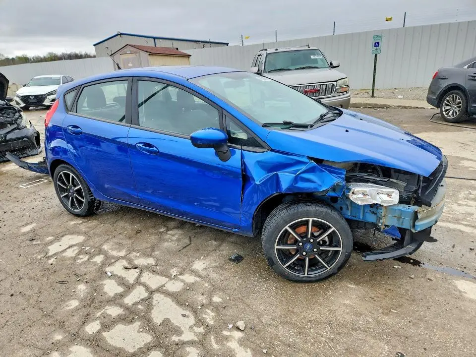 2019 FORD FIESTA SE  