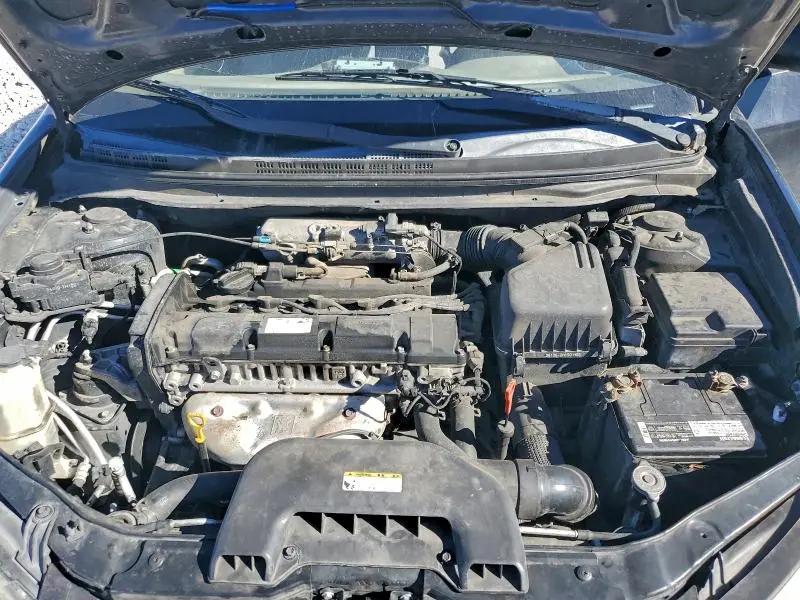 2010 HYUNDAI ELANTRA BLUE  