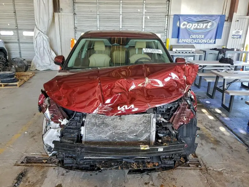 2024 KIA CARNIVAL LX  