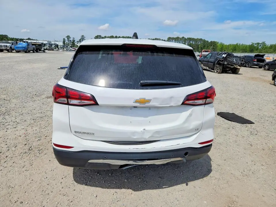 2022 CHEVROLET EQUINOX LT  