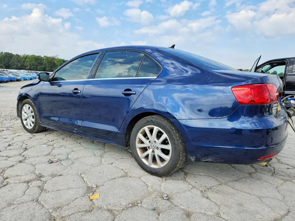 2013 VOLKSWAGEN JETTA SE  