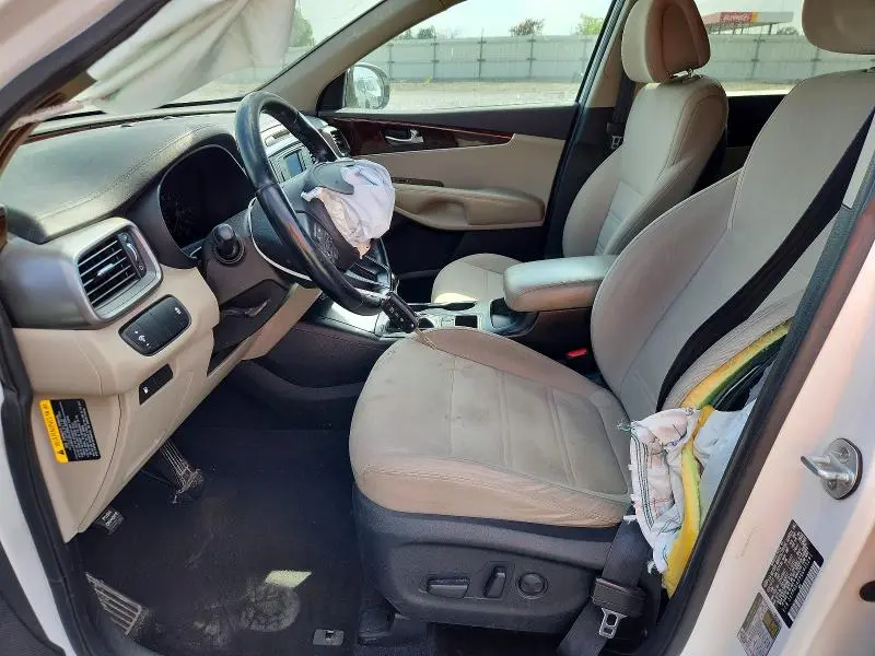 2016 KIA SORENTO LX  