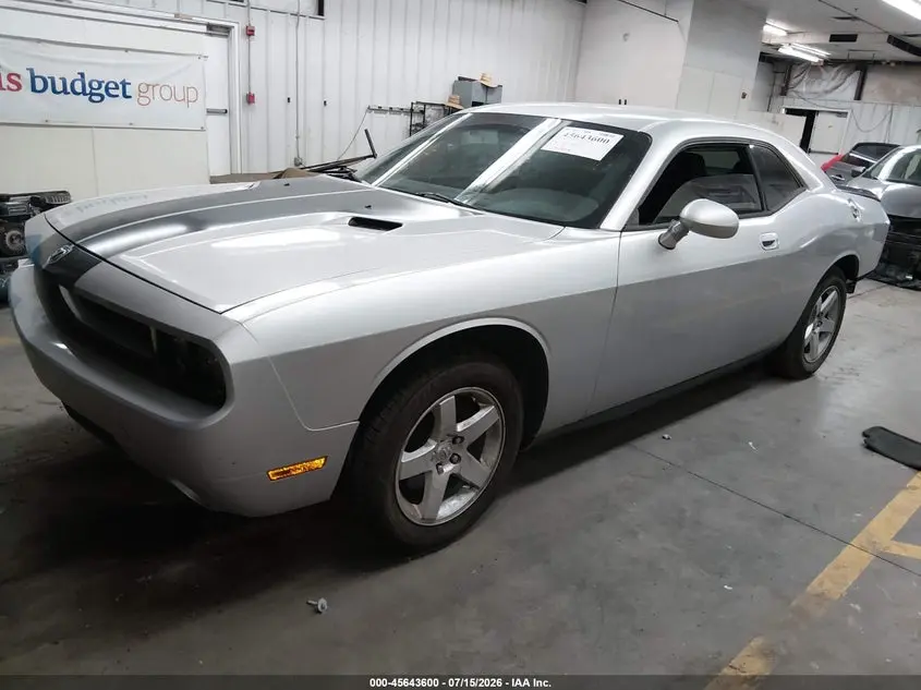 2010 DODGE CHALLENGER SE