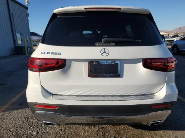 2022 MERCEDES-BENZ GLB 250  