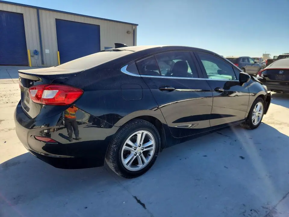 2016 CHEVROLET CRUZE LT  