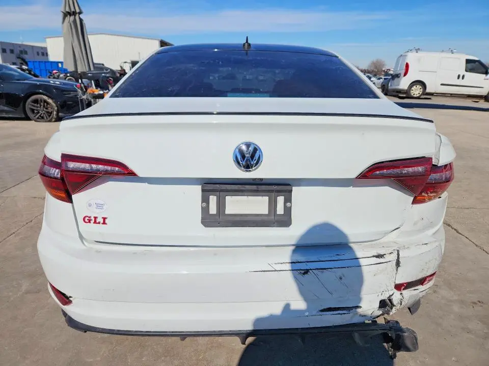 2019 VOLKSWAGEN JETTA GLI  