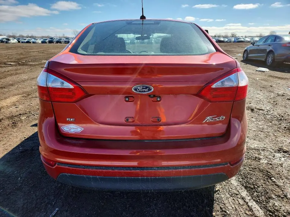 2018 FORD FIESTA SE  