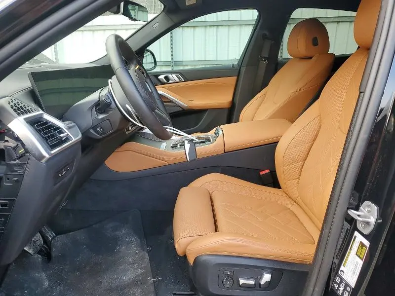 2025 BMW X6 XDRIVE40I  