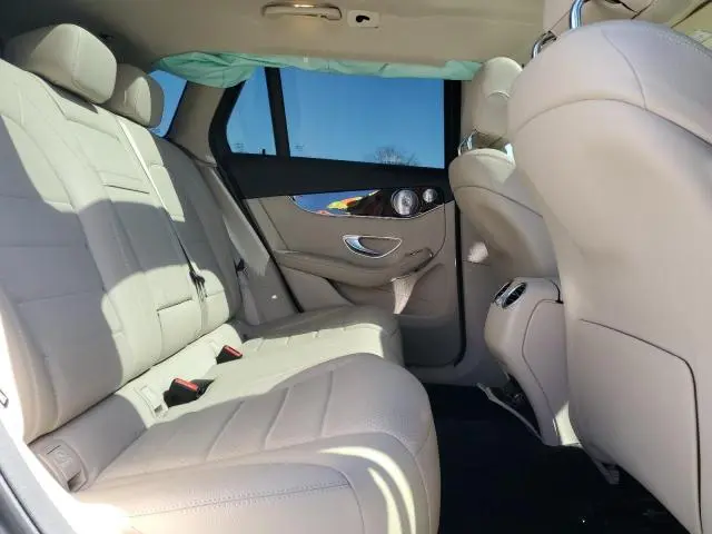 2020 MERCEDES-BENZ GLC 300  