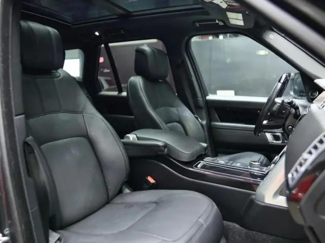 2019 LAND ROVER RANGE ROVER HSE  