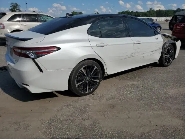 2019 TOYOTA CAMRY XSE  