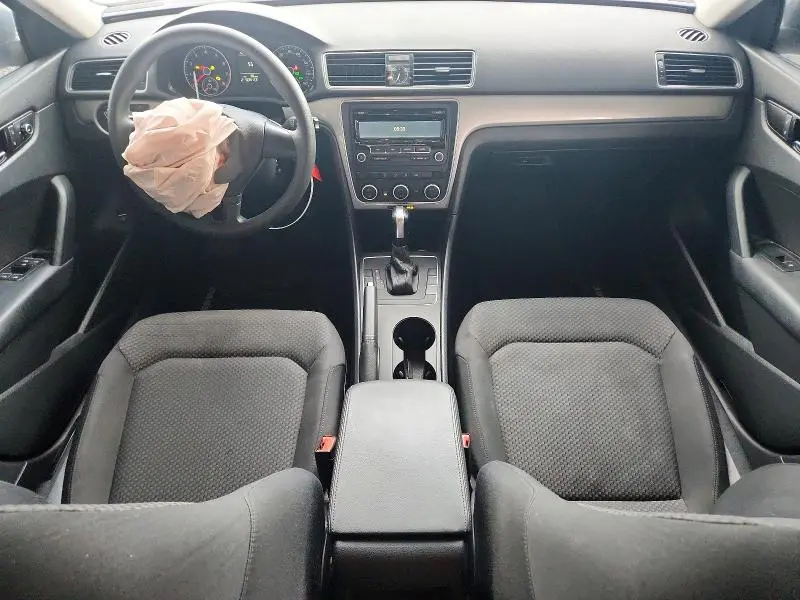 2012 VOLKSWAGEN PASSAT S  