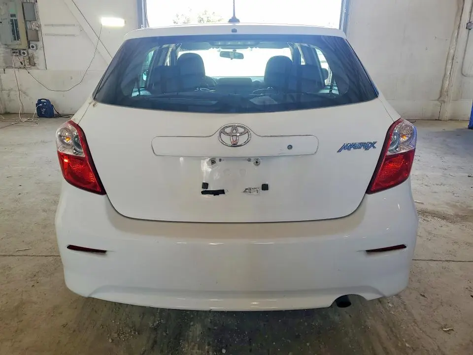 2011 TOYOTA MATRIX BASE  