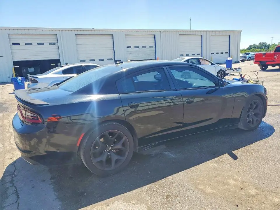 2015 DODGE CHARGER R  