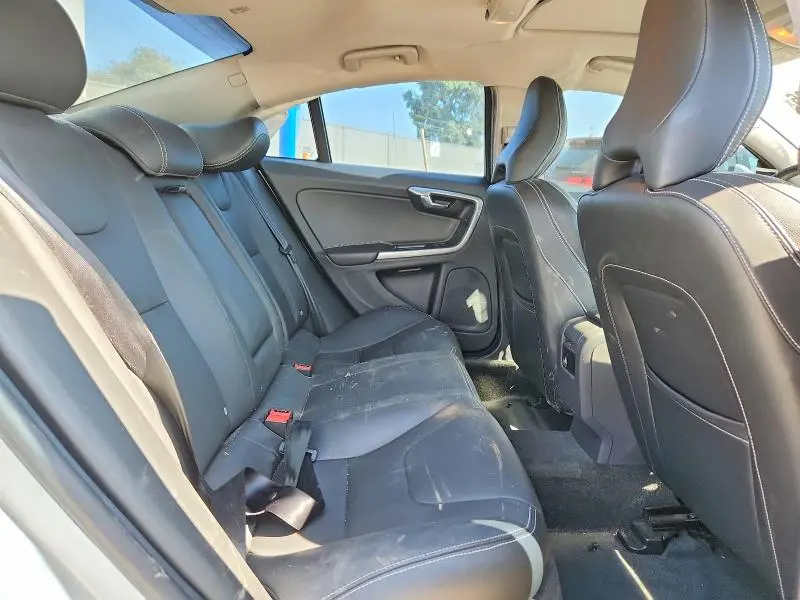 2018 VOLVO S60 DYNAMIC  