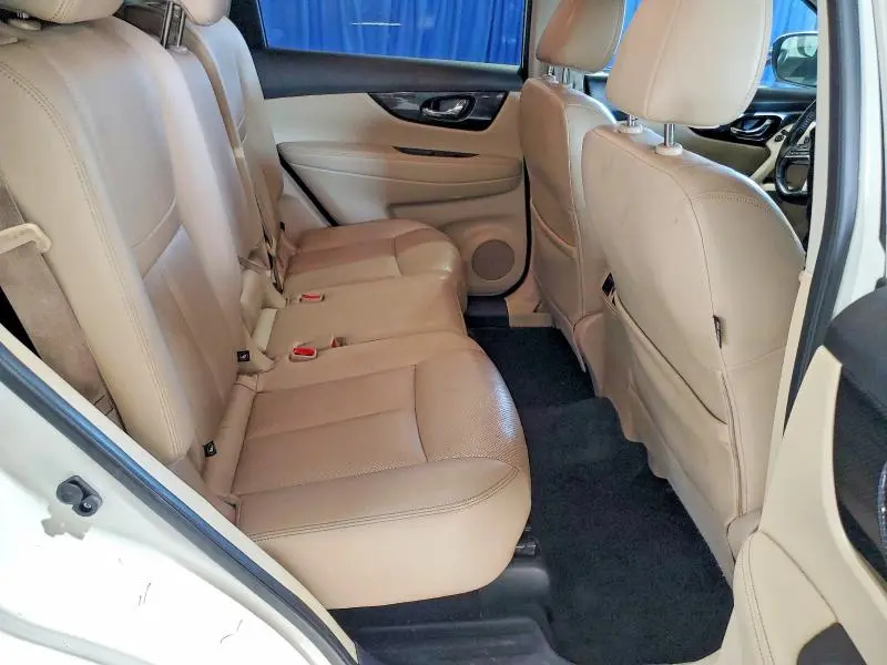 2017 NISSAN ROGUE SL  
