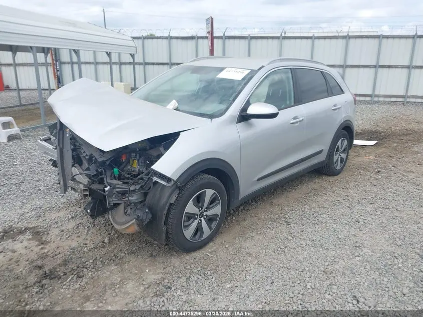 2017 KIA NIRO LX