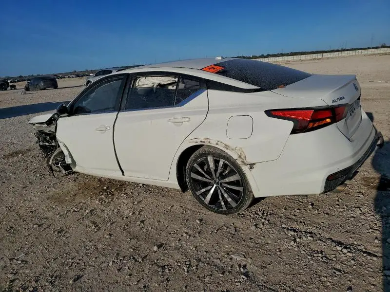 2020 NISSAN ALTIMA SR  