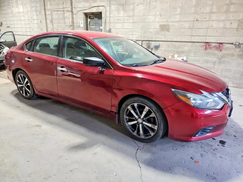 2017 NISSAN ALTIMA SR  