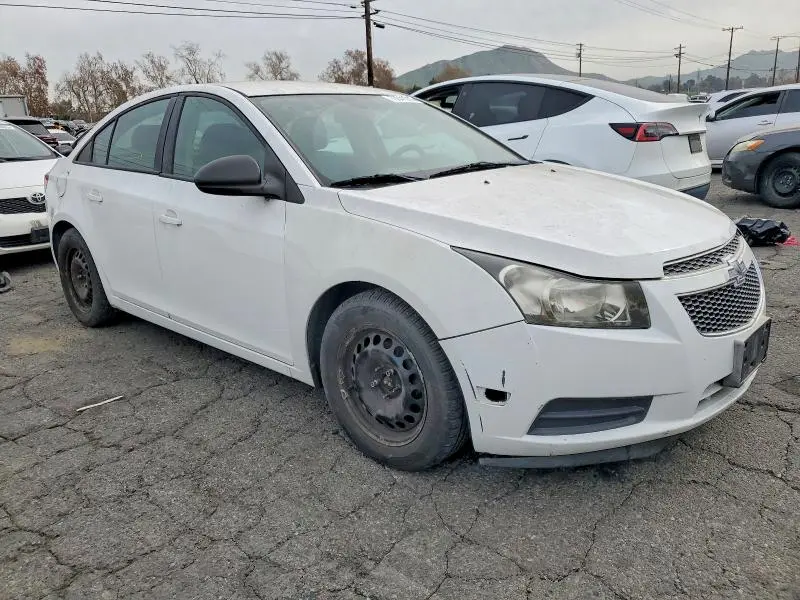 2014 CHEVROLET CRUZE LS  