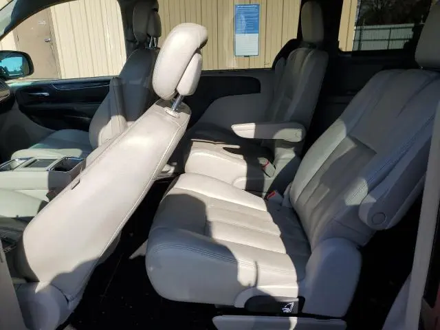 2012 CHRYSLER TOWN & COUNTRY TOURING L  