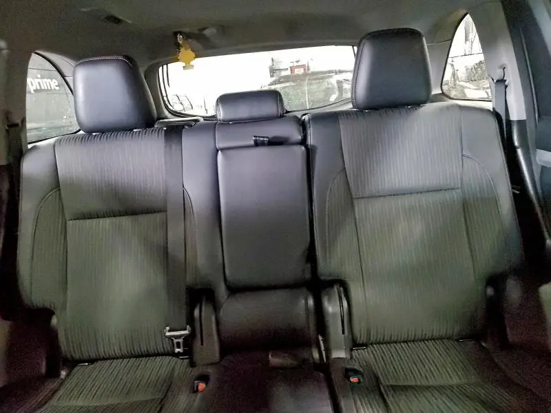 2018 TOYOTA HIGHLANDER LE  