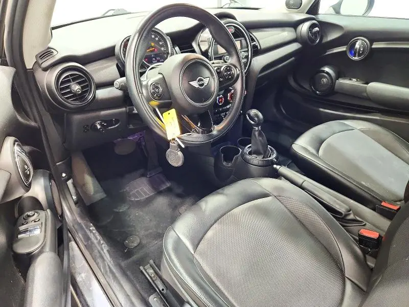 2015 MINI COOPER   