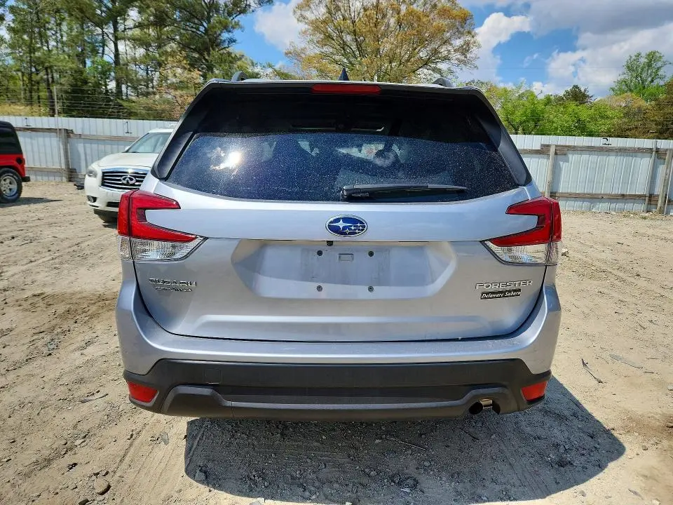 2024 SUBARU FORESTER PREMIUM  