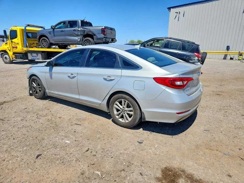 2017 HYUNDAI SONATA SE  