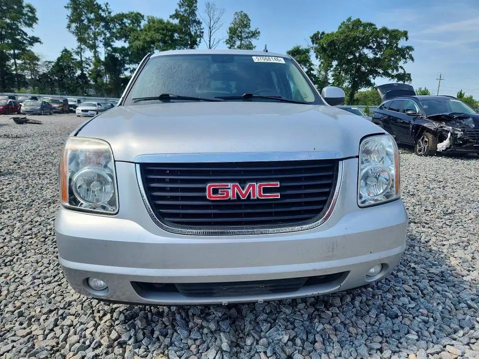 2013 GMC YUKON XL K1500 SLT  