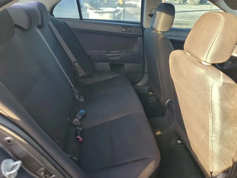 2010 MITSUBISHI LANCER DE  