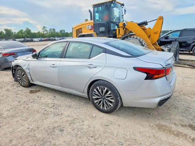 2024 NISSAN ALTIMA SV  