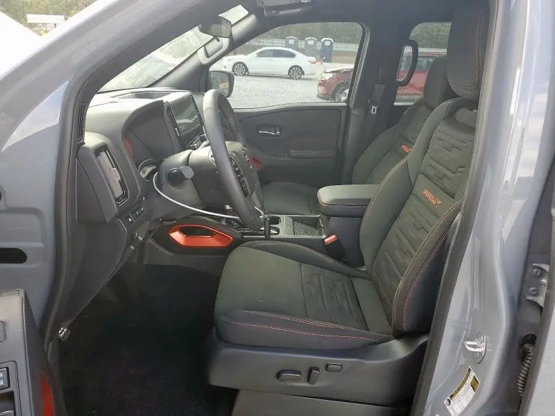 2025 NISSAN FRONTIER S  