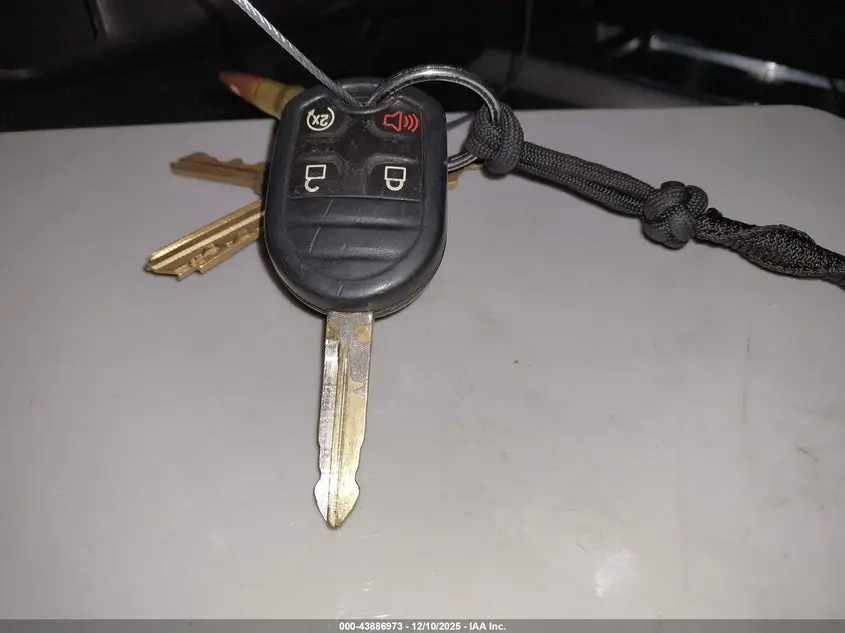 2011 FORD F-250 LARIAT