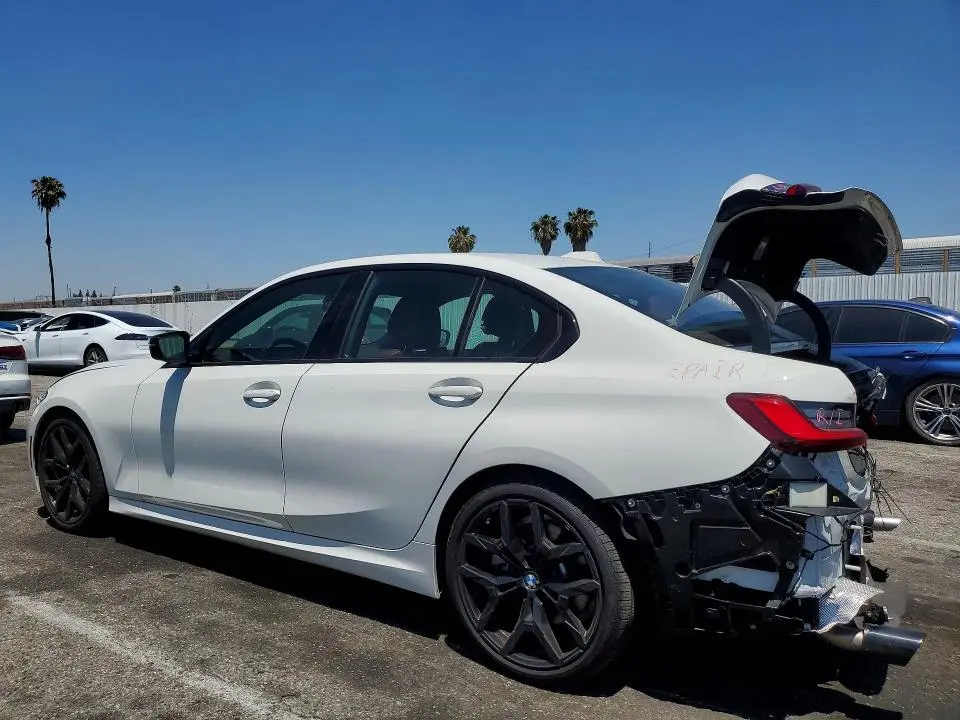 2025 BMW 330I   