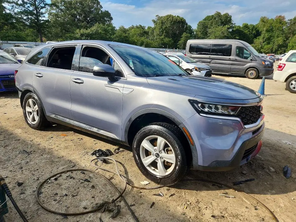 2021 KIA SORENTO LX  
