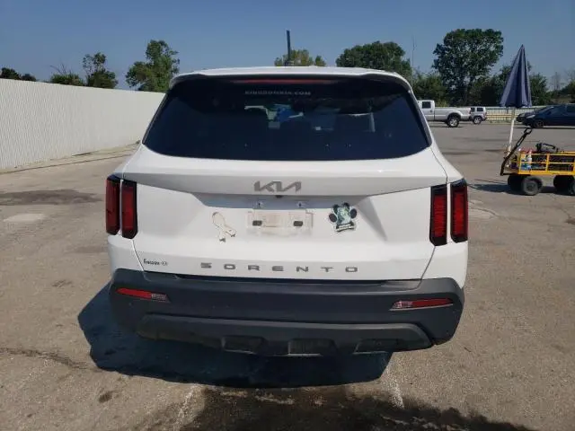 2022 KIA SORENTO LX  
