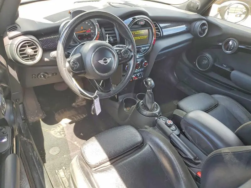 2015 MINI COOPER S  