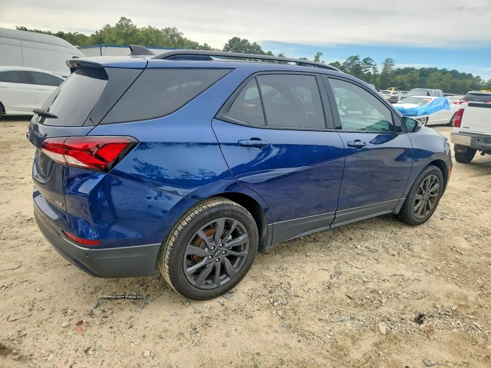 2022 CHEVROLET EQUINOX RS  