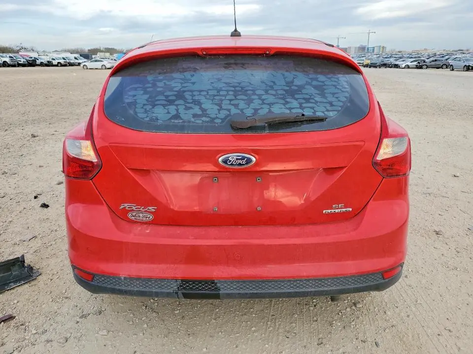 2014 FORD FOCUS SE  