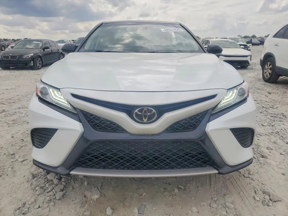 2020 TOYOTA CAMRY XSE  