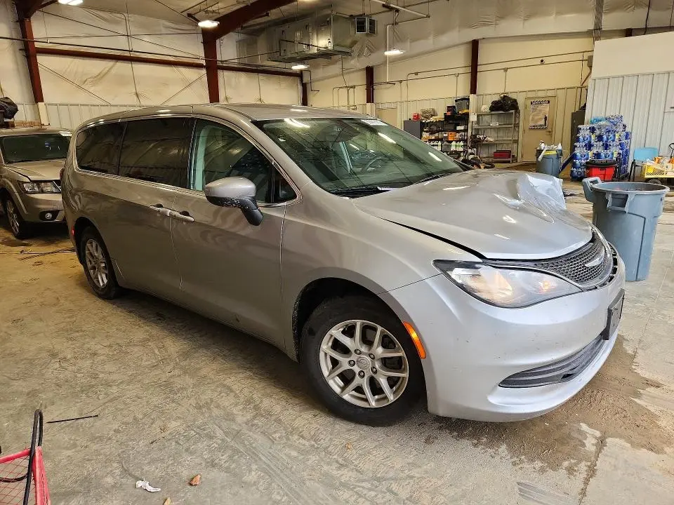 2017 CHRYSLER PACIFICA TOURING  
