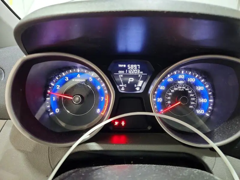 2013 HYUNDAI ELANTRA GLS  